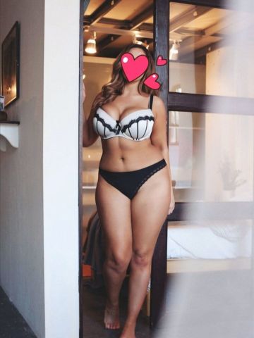 Кристина Шалунья Песчаный